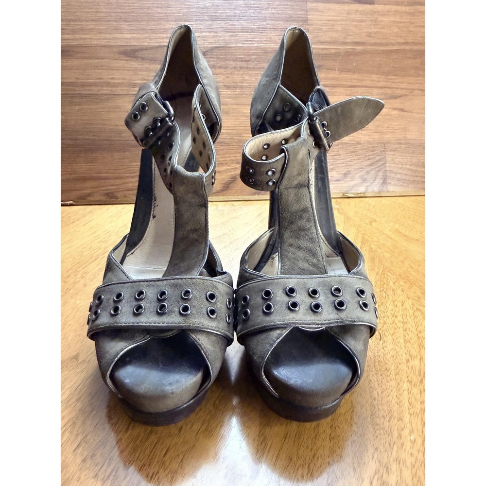 Fendi Gray Suede Studded Platform Heels Womens 6.5 7 Peep Toe T-Strap Made Italy